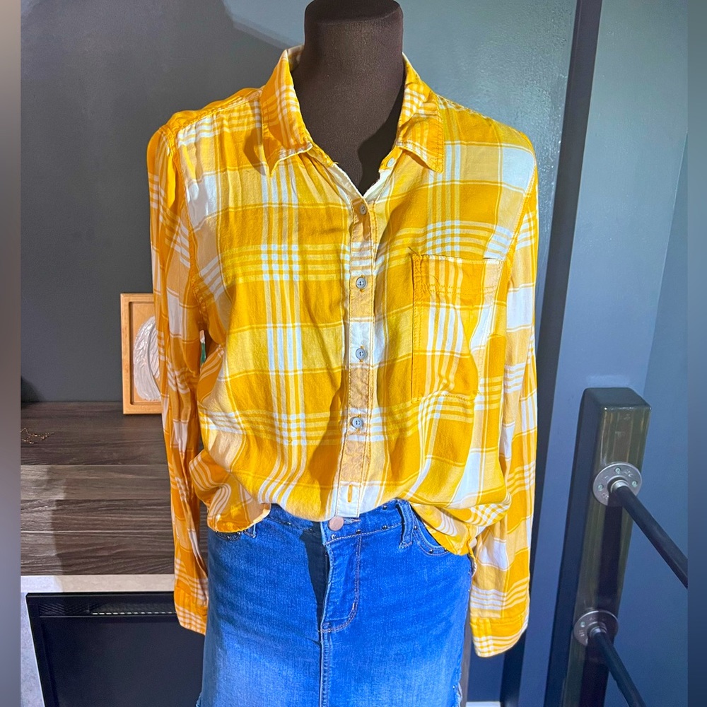 Women shirt